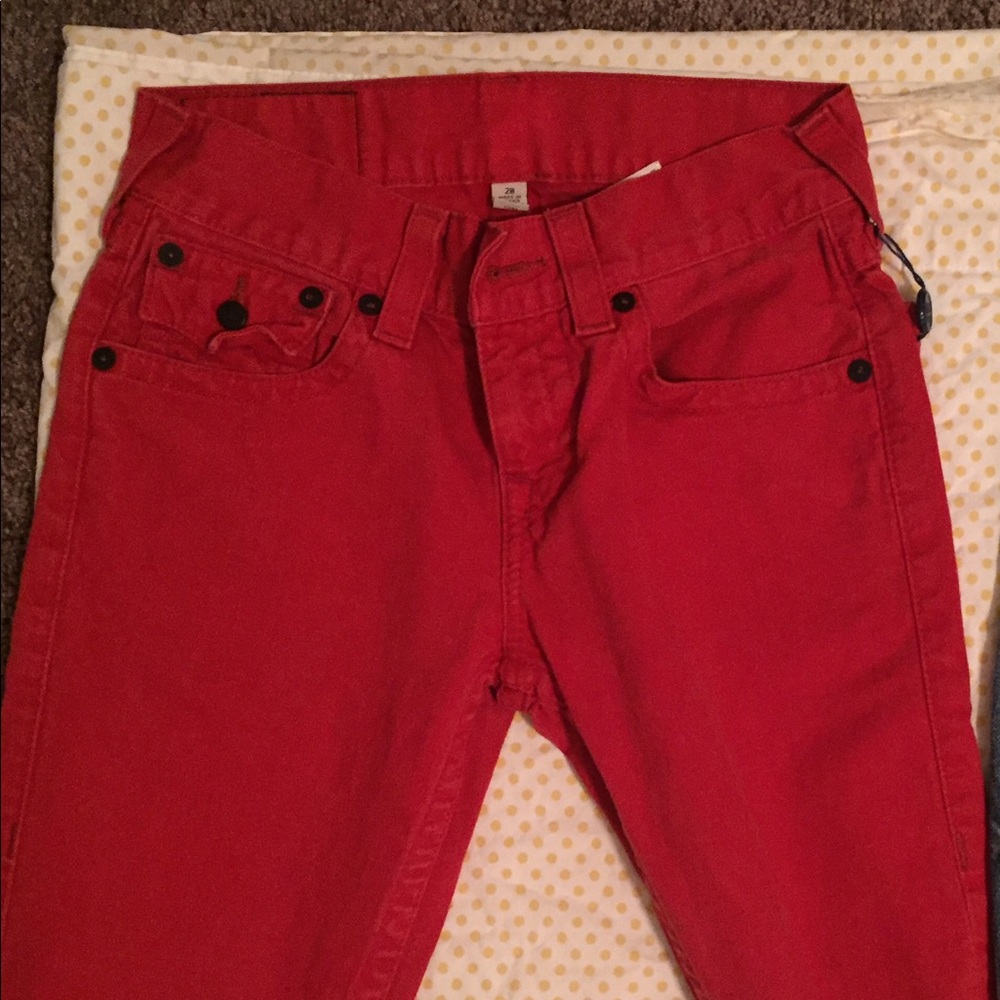 MENS TRUE RELIGION JEANS SIZE 28 🔴RED🔴